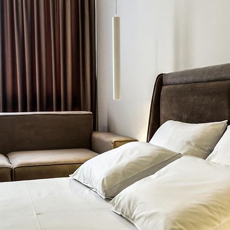 Alexander Rooms & Apartments Durrës 외부 사진