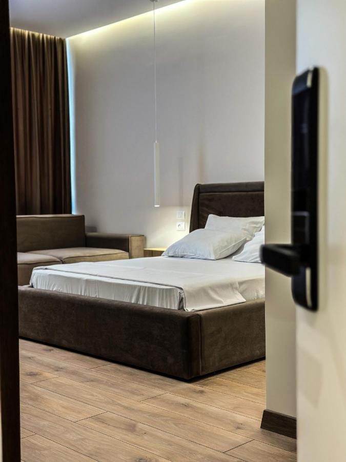 Alexander Rooms & Apartments Durrës 외부 사진