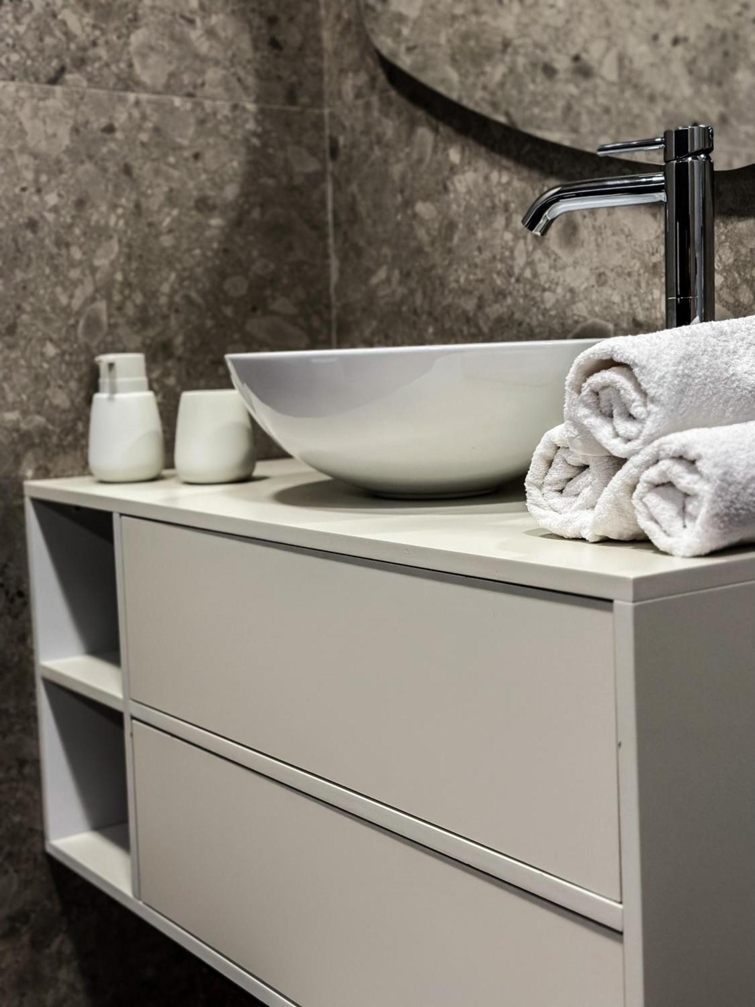 Alexander Rooms & Apartments Durrës 외부 사진