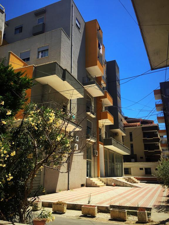 Alexander Rooms & Apartments Durrës 외부 사진