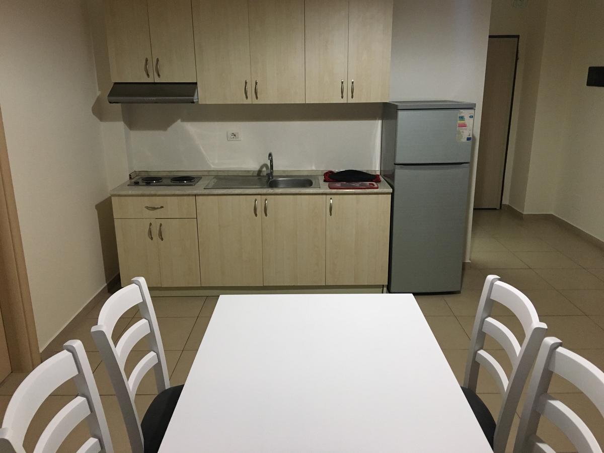 Alexander Rooms & Apartments Durrës 외부 사진