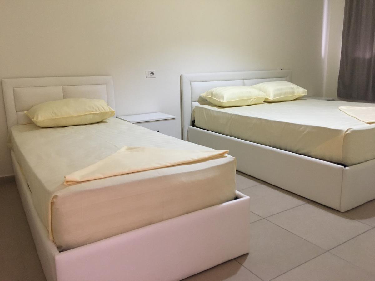 Alexander Rooms & Apartments Durrës 외부 사진