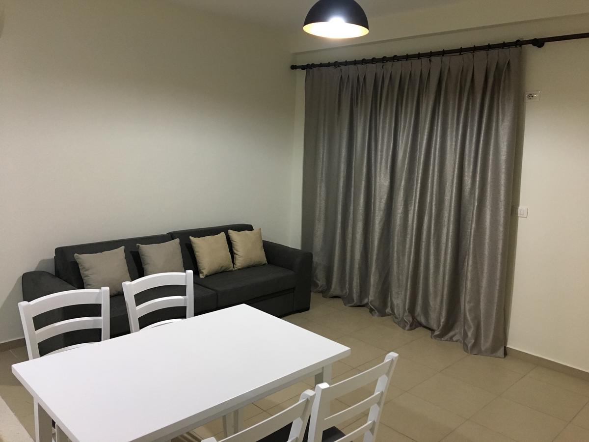 Alexander Rooms & Apartments Durrës 외부 사진