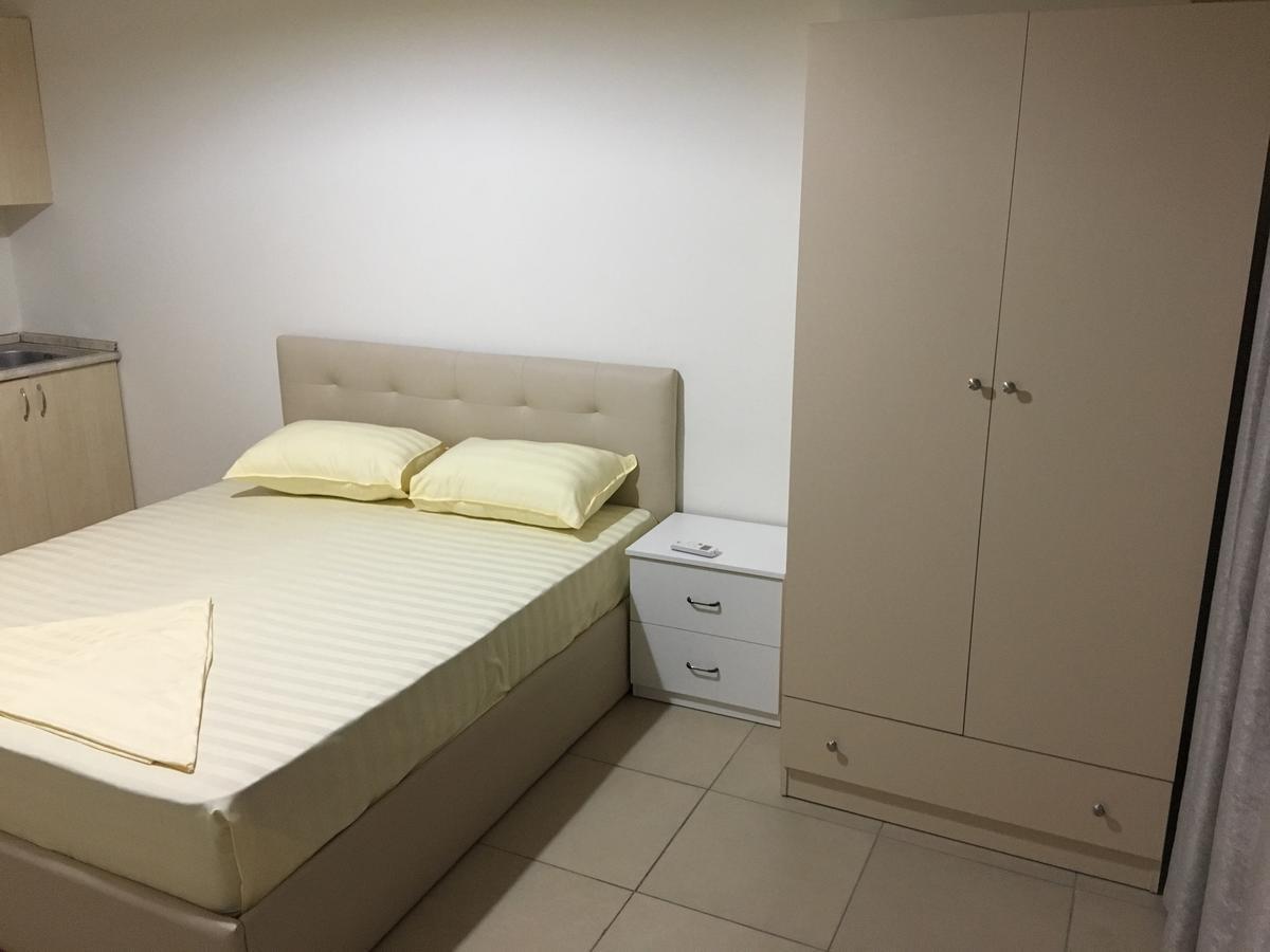 Alexander Rooms & Apartments Durrës 외부 사진