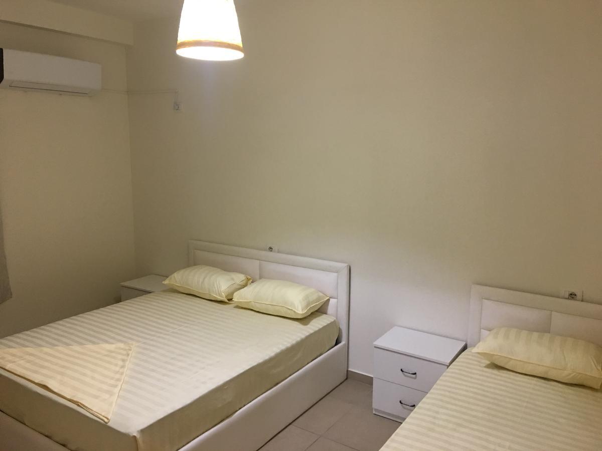 Alexander Rooms & Apartments Durrës 외부 사진